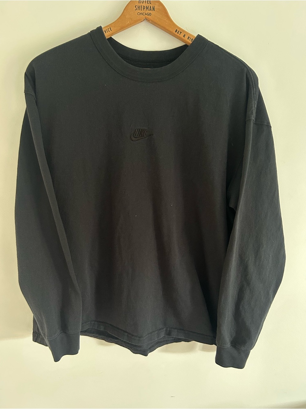Nike Center Swoosh Long Sleeve Shirt XL Black The Nike Tee Loose Fit